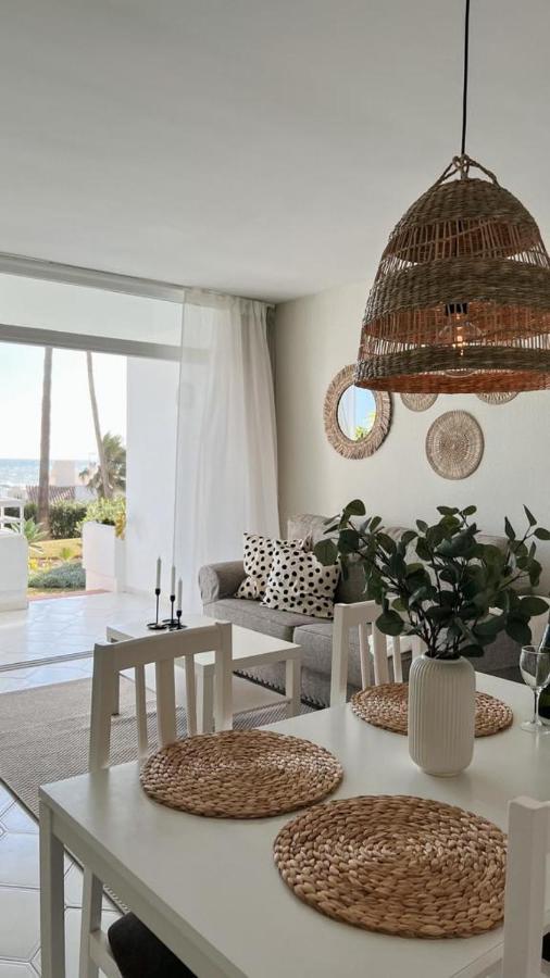 Miraflores Beach - Sea Front - Luxury Apartment Mijas Luaran gambar