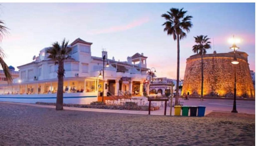 Miraflores Beach - Sea Front - Luxury Apartment Mijas Luaran gambar